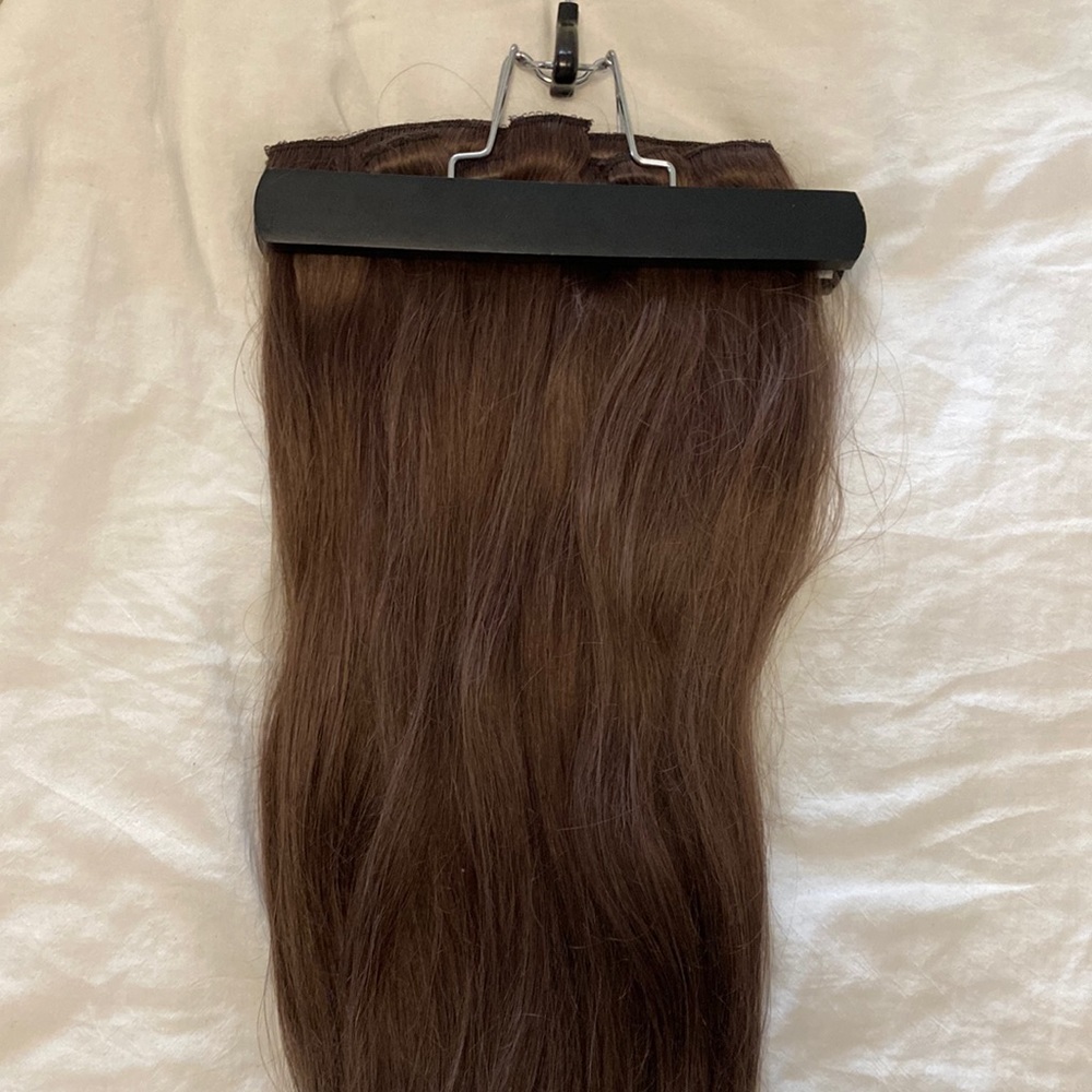 Bellami Bellissima 22’ 220G Walnut Brown Extensions with hanger case